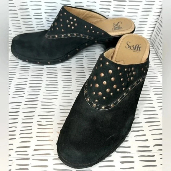 Sofft Suede Leather Studded Slip on Mules Clogs Size 8.5 - Picture 1 of 6